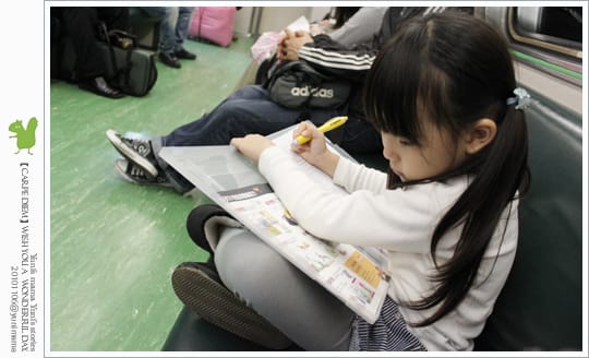 我和小女孩的約會 [下]：花栗鼠繪本館