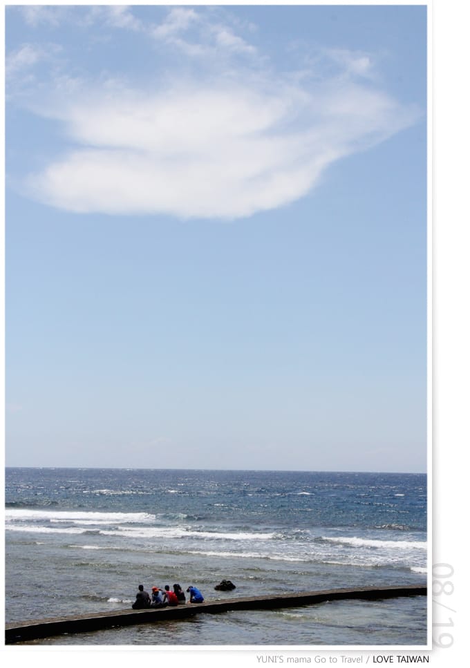 綠島} D4│朝日溫泉,美麗的河堤海岸 - 第66張圖 綠島} D4│朝日溫泉,美麗的河堤海岸