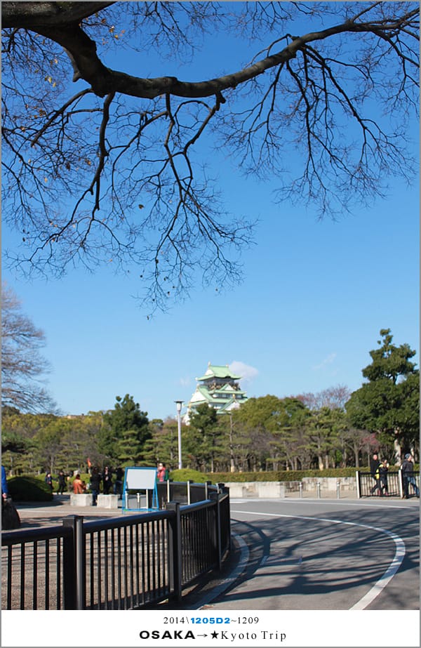 D2 : 大阪城天守閣