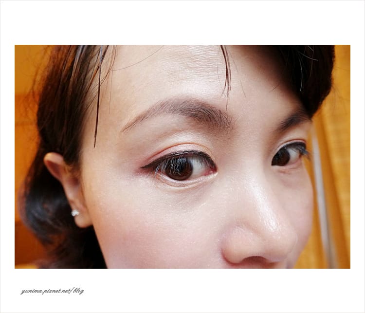 【美妝】UNT 深邃媚惑眼彩組:::3D眉彩盤與星空雙色氣墊眼影筆輕鬆打造自然眼妝 - 第22張圖 【美妝】UNT 深邃媚惑眼彩組:::3D眉彩盤與星空雙色氣墊眼影筆輕鬆打造自然眼妝