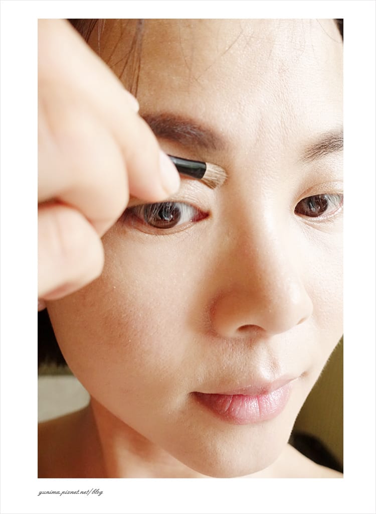 【美妝】UNT 深邃媚惑眼彩組:::3D眉彩盤與星空雙色氣墊眼影筆輕鬆打造自然眼妝 - 第18張圖 【美妝】UNT 深邃媚惑眼彩組:::3D眉彩盤與星空雙色氣墊眼影筆輕鬆打造自然眼妝