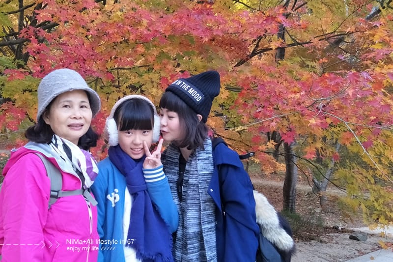 【婗媽看世界】韓國賞楓聖地:::內藏山國立公園내장산국립공원 沒有賞楓攻略~卻有如畫一般美麗的回憶! - 第26張圖 【婗媽看世界】韓國賞楓聖地:::內藏山國立公園내장산국립공원 沒有賞楓攻略~卻有如畫一般美麗的回憶!