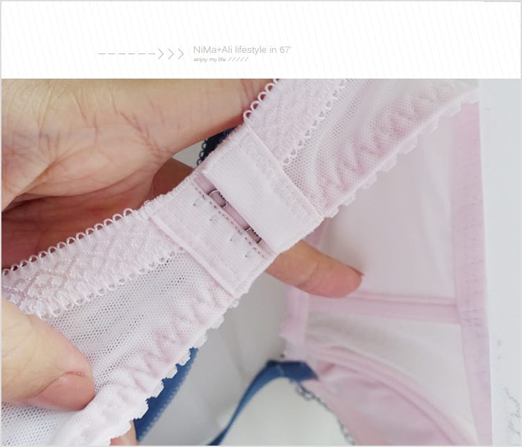 【穿搭】聖誕送禮推薦 CADELE Lingerie:::性感帶甜美的PINK FOREST 集中托高刺繡蕾絲精品內衣~小胸也能有迷人的深V線條 - 第9張圖 【穿搭】聖誕送禮推薦 CADELE Lingerie:::性感帶甜美的PINK FOREST 集中托高刺繡蕾絲精品內衣~小胸也能有迷人的深V線條