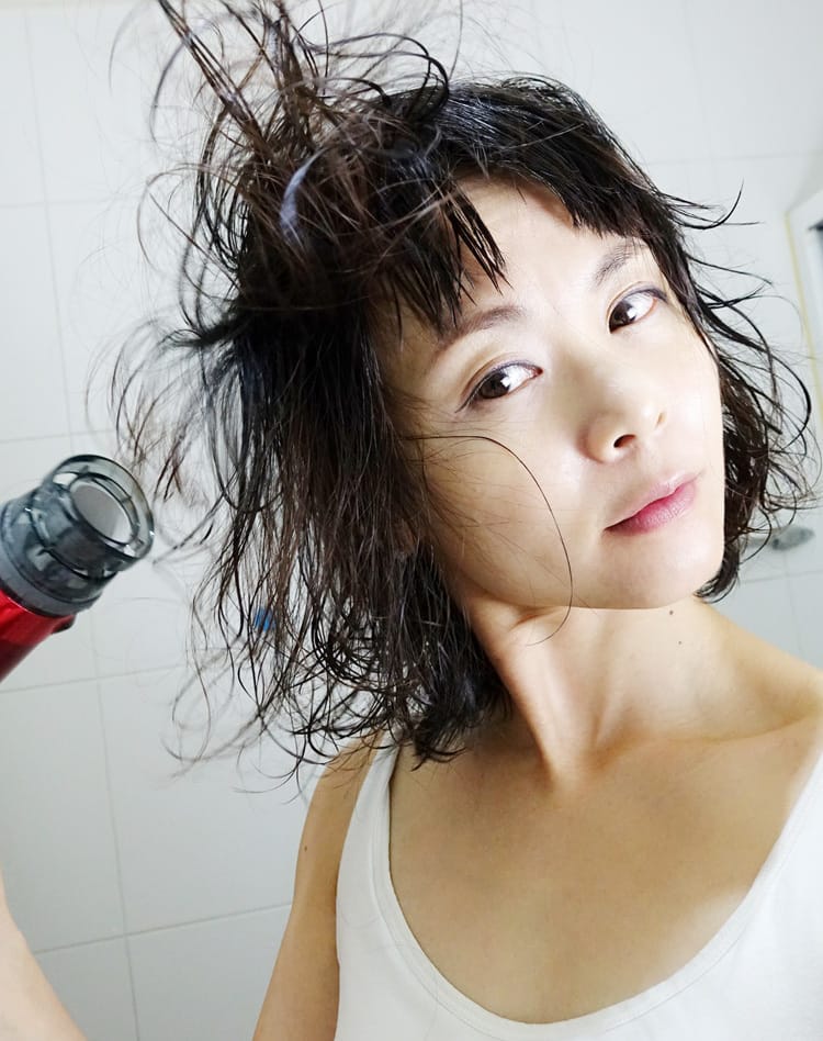 【美髮】超推坑！沙宣洗護新寵兒│滋養雲吻泡沫護髮素:::全台首創泡泡氣墊護髮，打造空氣感～拋開惱人的油頭~讓秀髮一整天柔滑!