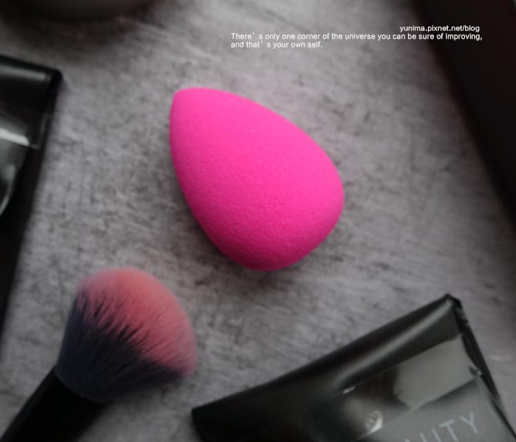 【美妝】Rivau Beauty超完美持妝拋光海綿+遮瑕持妝拋光海綿~輕鬆打造親膚底妝 - 第4張圖 【美妝】Rivau Beauty超完美持妝拋光海綿+遮瑕持妝拋光海綿~輕鬆打造親膚底妝