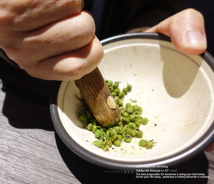 【美食】捷運中山站:::青花驕麻辣鍋~王品新品牌單點式火鍋│豆腐、鴨血鍋底吃到飽 - 第15張圖 【美食】捷運中山站:::青花驕麻辣鍋~王品新品牌單點式火鍋│豆腐、鴨血鍋底吃到飽