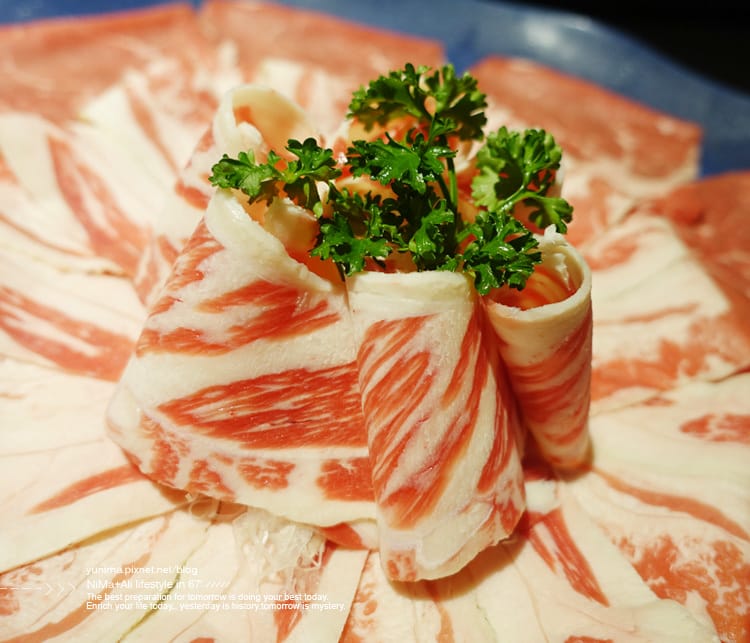 【美食】捷運中山站:::青花驕麻辣鍋~王品新品牌單點式火鍋│豆腐、鴨血鍋底吃到飽 - 第22張圖 【美食】捷運中山站:::青花驕麻辣鍋~王品新品牌單點式火鍋│豆腐、鴨血鍋底吃到飽