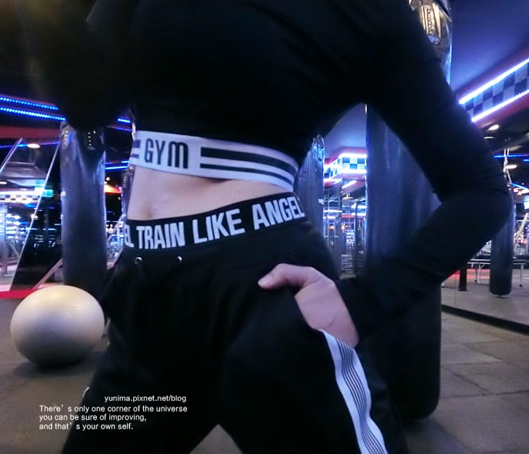 【開箱】SPORT PRO專業運動服:::滿足婗媽的運動時尚與舒適度