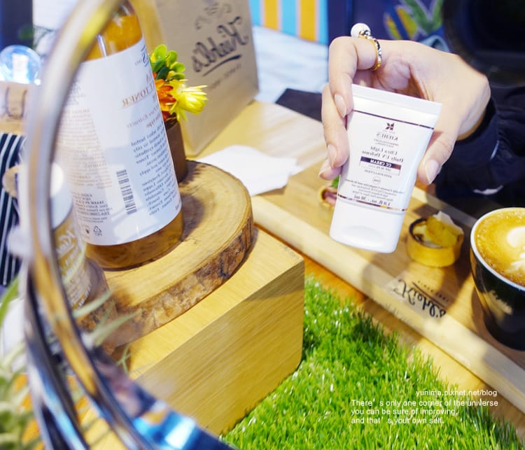 【美妝】KIEHL’S素顏霜:會「發光」的防曬霜SPF50革命雙效UV,一瓶搞定夏日清爽透亮的好氣色! - 第9張圖 【美妝】KIEHL’S素顏霜:會「發光」的防曬霜SPF50革命雙效UV,一瓶搞定夏日清爽透亮的好氣色!