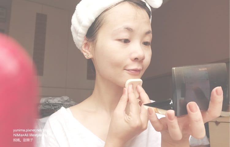 COVERMARK柔紗潤澤粉底+緋色光燦唇膏打造柔焦自然妝感 - 第15張圖 COVERMARK柔紗潤澤粉底+緋色光燦唇膏打造柔焦自然妝感