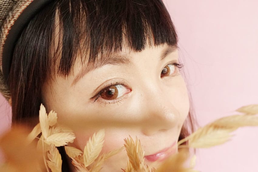 韓國原裝進口GEO全新日拋Eyeniq水亮迷人Glam Brown棕色彩色日拋~正韓美瞳台灣新上巿! - 第9張圖 韓國原裝進口GEO全新日拋Eyeniq水亮迷人Glam Brown棕色彩色日拋~正韓美瞳台灣新上巿!