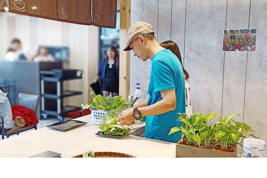 彰化:::有機養生之旅│新農匯神農物流市集,自己採的菜最新鮮~藥膳鍋鮮甜好吃! - 第43張圖 彰化:::有機養生之旅│新農匯神農物流市集,自己採的菜最新鮮~藥膳鍋鮮甜好吃!