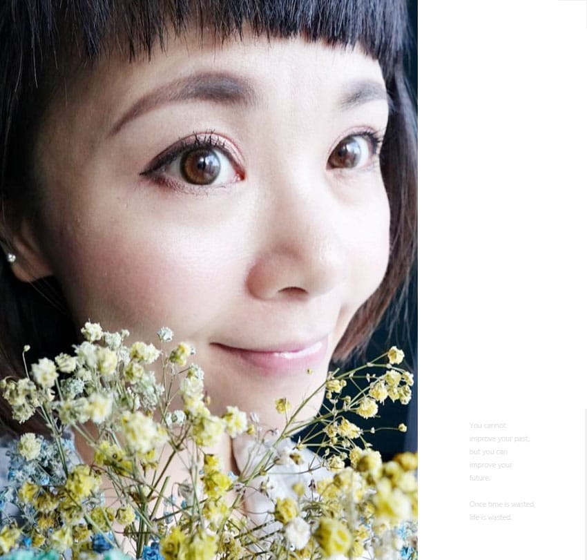 眼妝::: Luēna MAKE露葳娜彩色隱形眼鏡、抗uv保濕配方讓眼神水潤舒適
