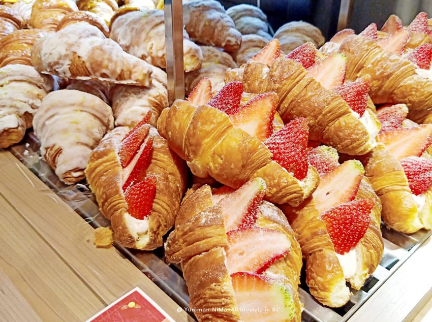 台中西區:::旅禾泡芙之家審計店、烏龜麵包、造型麵包可愛也好吃、摩艾石像好吸睛 - 第14張圖 台中西區:::旅禾泡芙之家審計店、烏龜麵包、造型麵包可愛也好吃、摩艾石像好吸睛