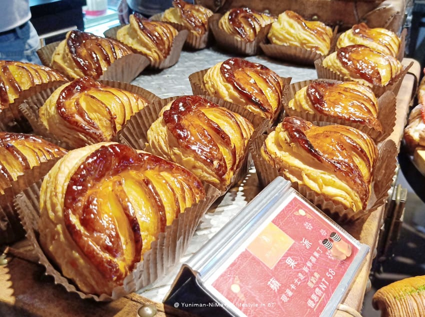 台中西區:::旅禾泡芙之家審計店、烏龜麵包、造型麵包可愛也好吃、摩艾石像好吸睛 - 第13張圖 台中西區:::旅禾泡芙之家審計店、烏龜麵包、造型麵包可愛也好吃、摩艾石像好吸睛