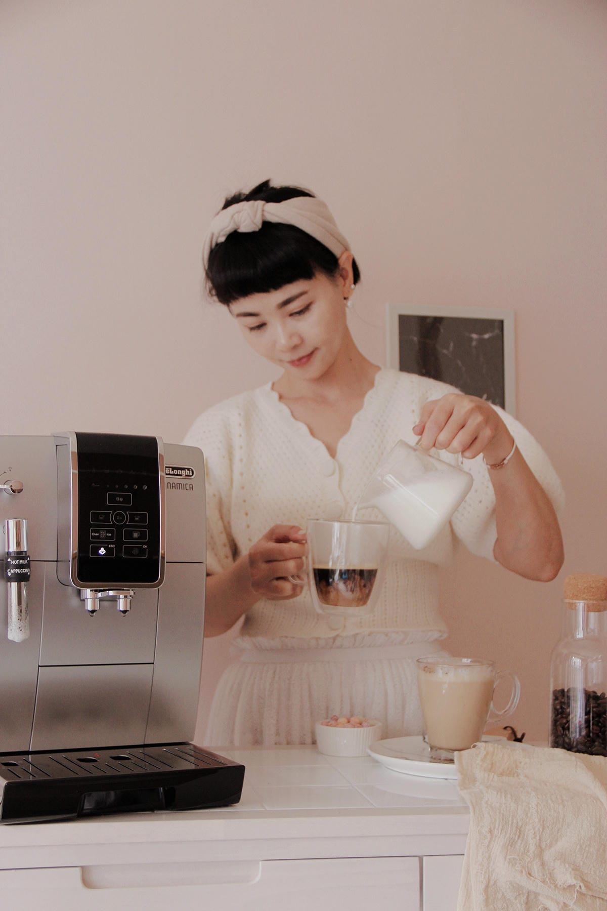 DELONGHI全球咖啡機銷售第一LatteCrema 專利極速奶泡系統2.JPG DELONGHI全球咖啡機銷售第一LatteCrema 專利極速奶泡系統2.JPG