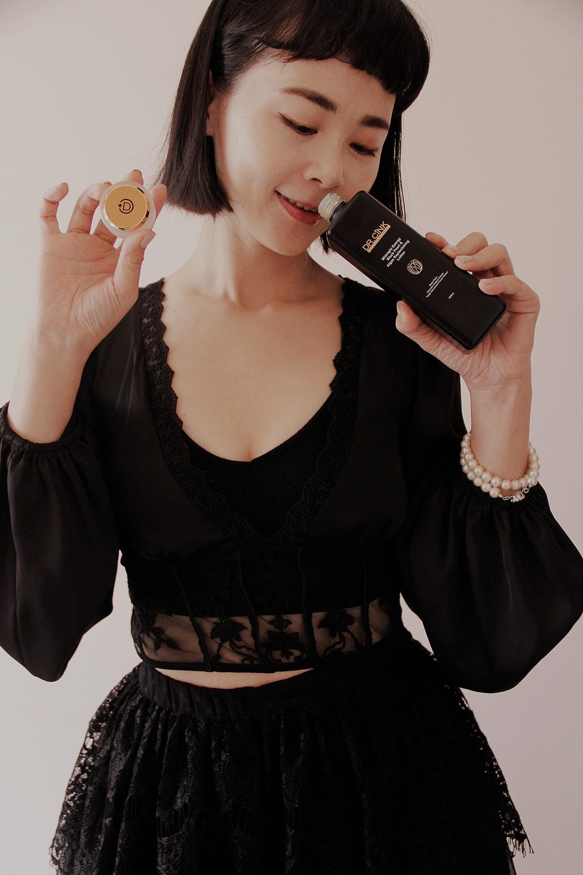 DR.CINK 達特聖克 頂粹創生夜后黑藻煥顏露黑鑽石再生魔術水12.JPG