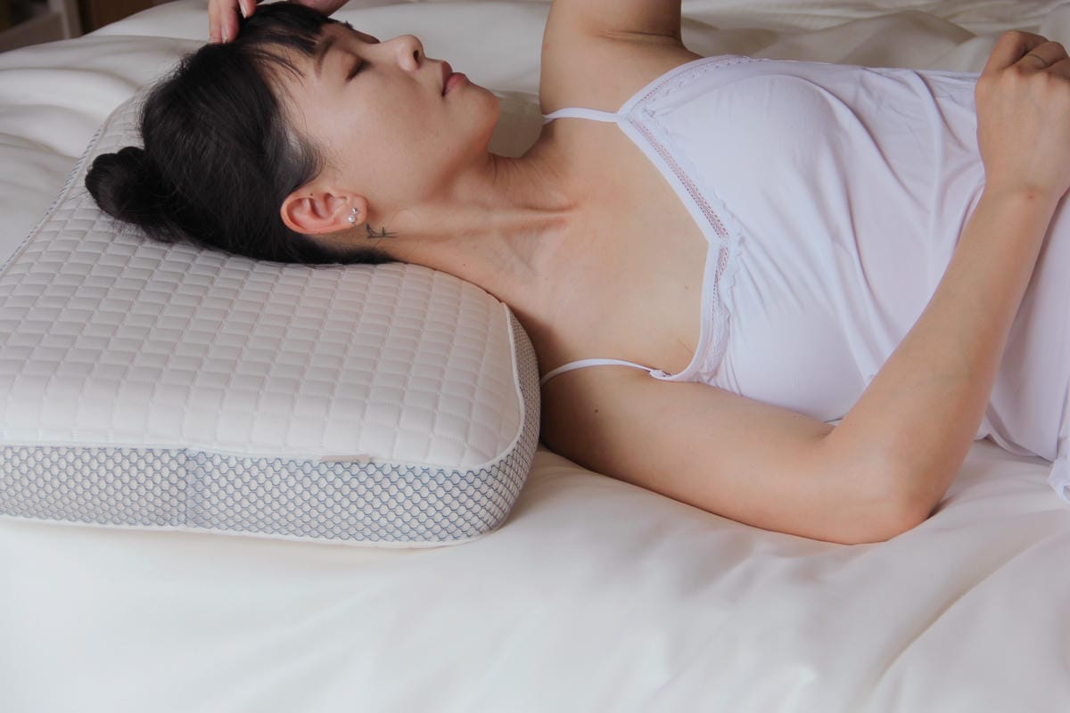 0硬度0壓力0悶熱 外太空無重力枕 1秒釋放你的壓力感受最婇睡眠31.jpg