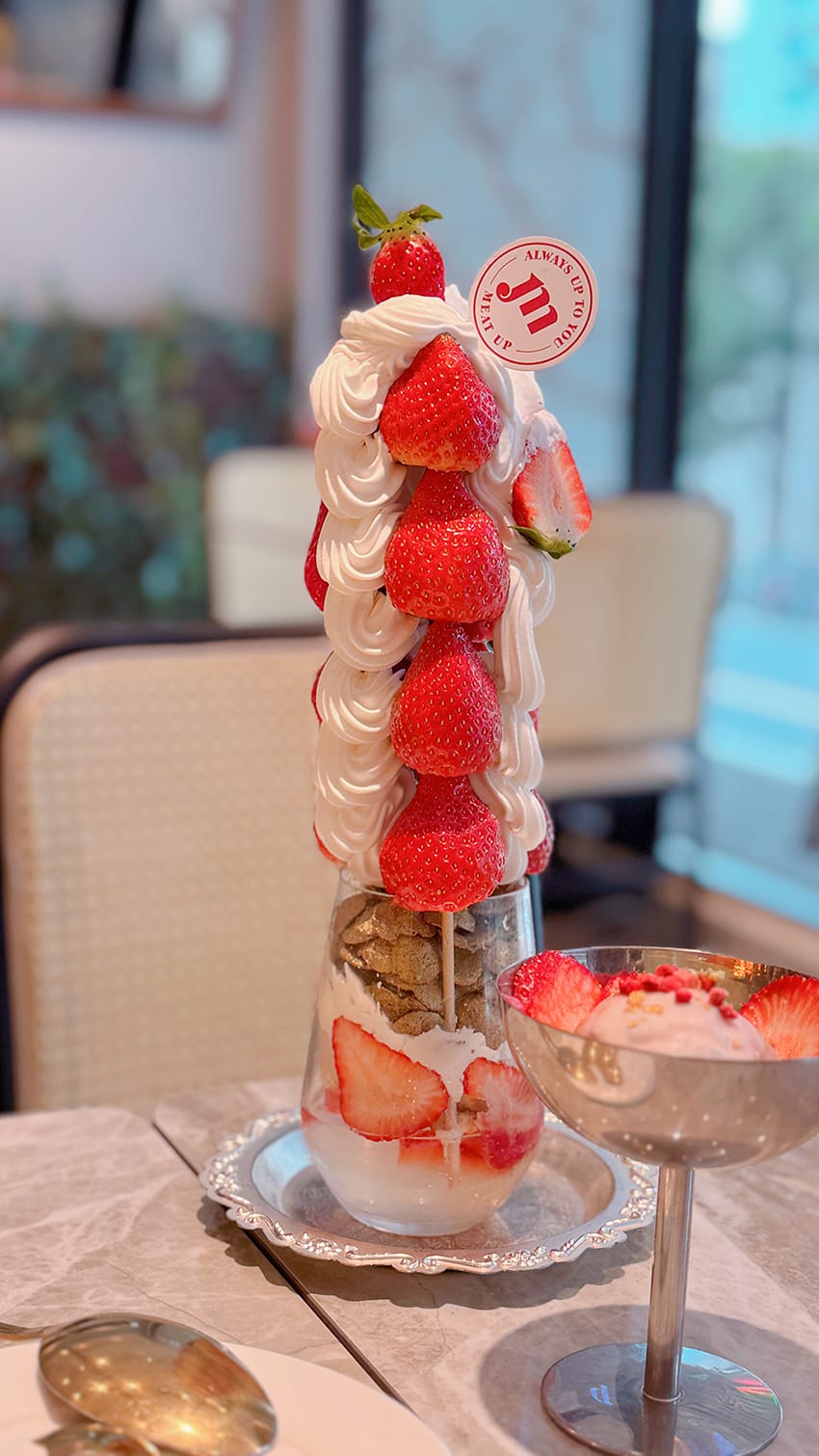 超網美：MEAT UP全台最會晃的舒芙蕾、好難吃的101草莓塔，覓晌滿足視覺饗宴！