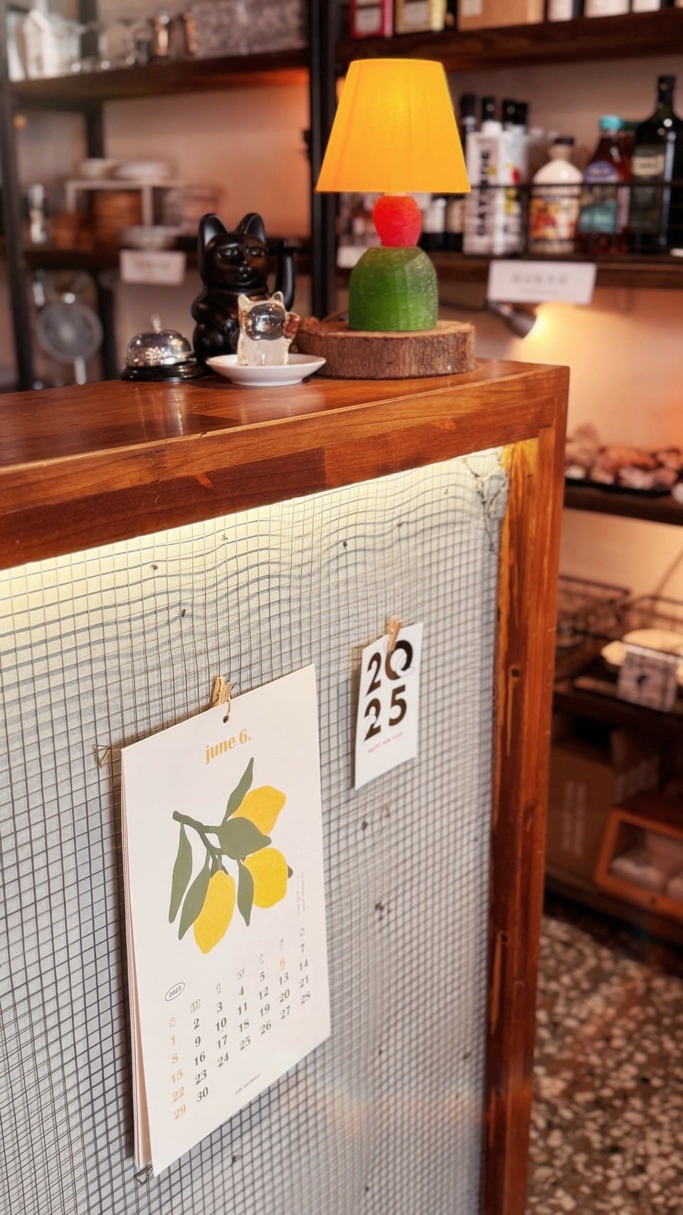 Enchanted café