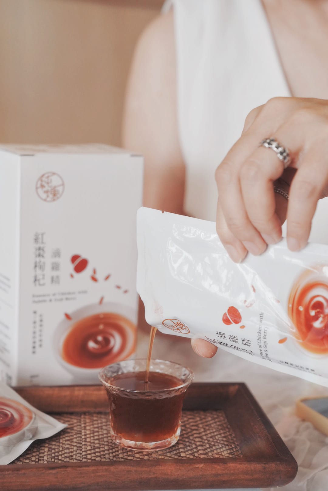 純煉滴雞精1.JPG