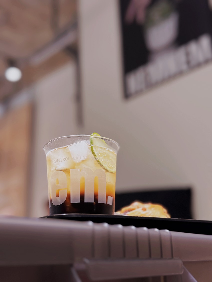 桃園巷弄咖啡館｜NEMNEM Coffee 潮流系咖啡廳，平日也要排隊的隱藏人氣店