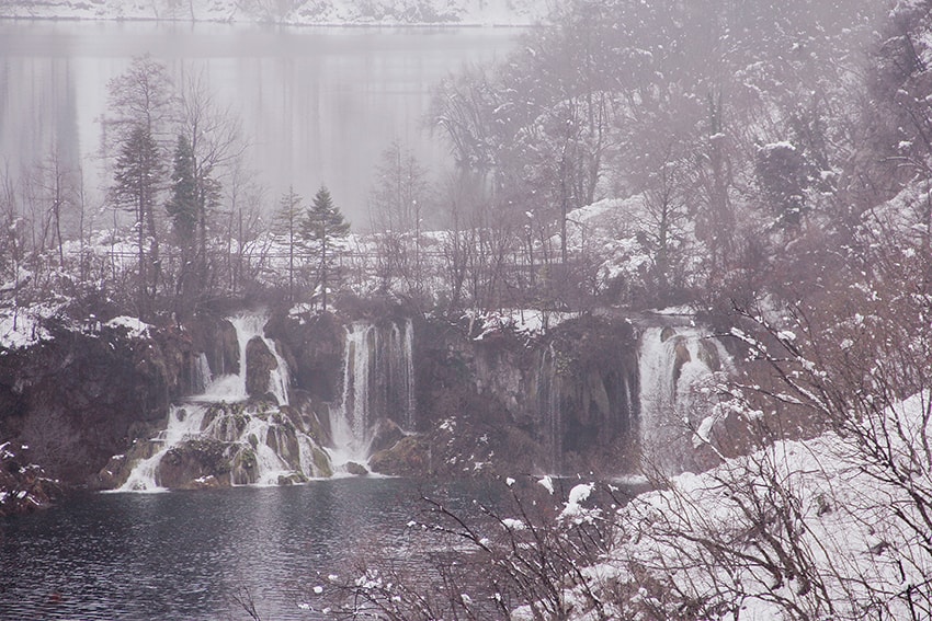 克羅埃西亞幾月最漂亮?冬季十六湖國家公園|雪地山林中的浪漫健行 - 第18張圖 克羅埃西亞幾月最漂亮?冬季十六湖國家公園|雪地山林中的浪漫健行