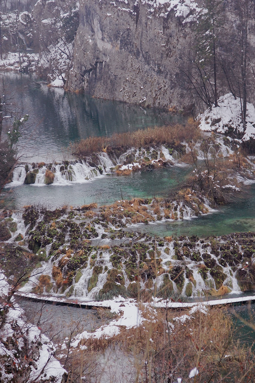 克羅埃西亞幾月最漂亮?冬季十六湖國家公園|雪地山林中的浪漫健行 - 第7張圖 克羅埃西亞幾月最漂亮?冬季十六湖國家公園|雪地山林中的浪漫健行