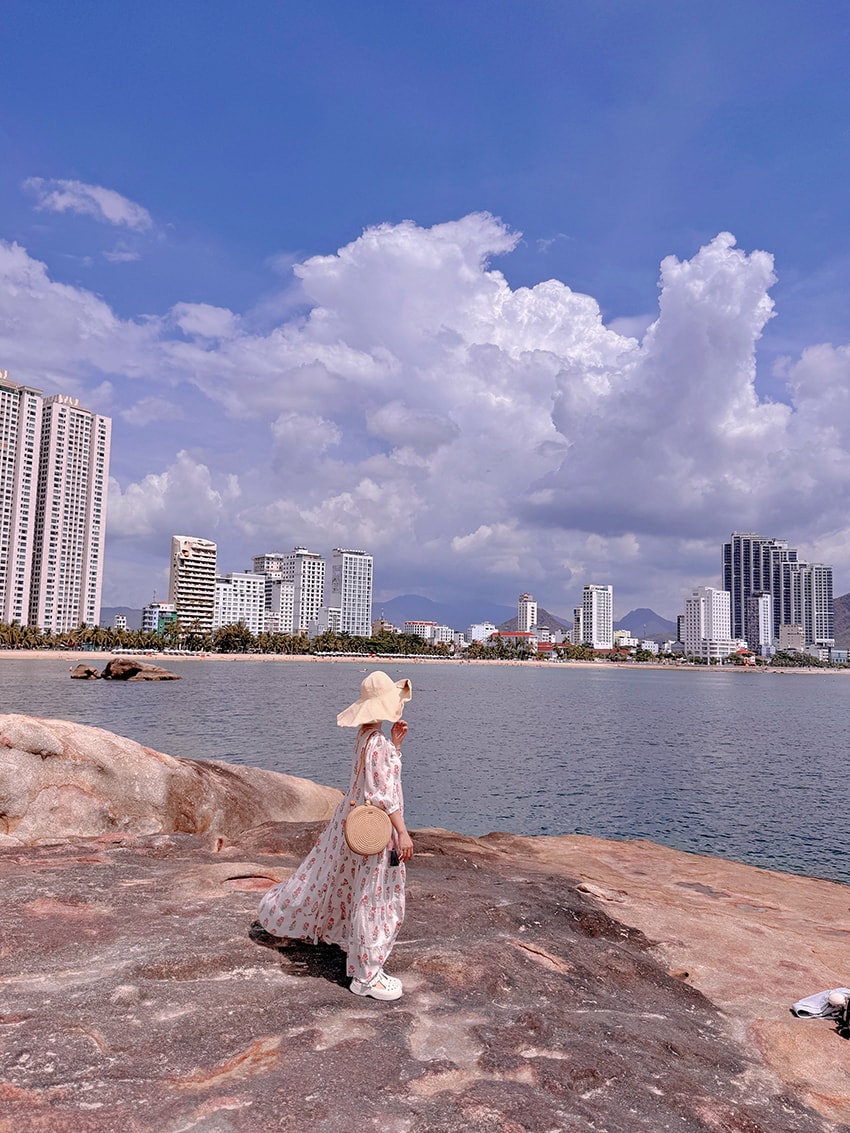 芽莊五指山|城市裡的隱藏海景秘境,360度無死角打卡點 - 第1張圖 芽莊五指山|城市裡的隱藏海景秘境,360度無死角打卡點